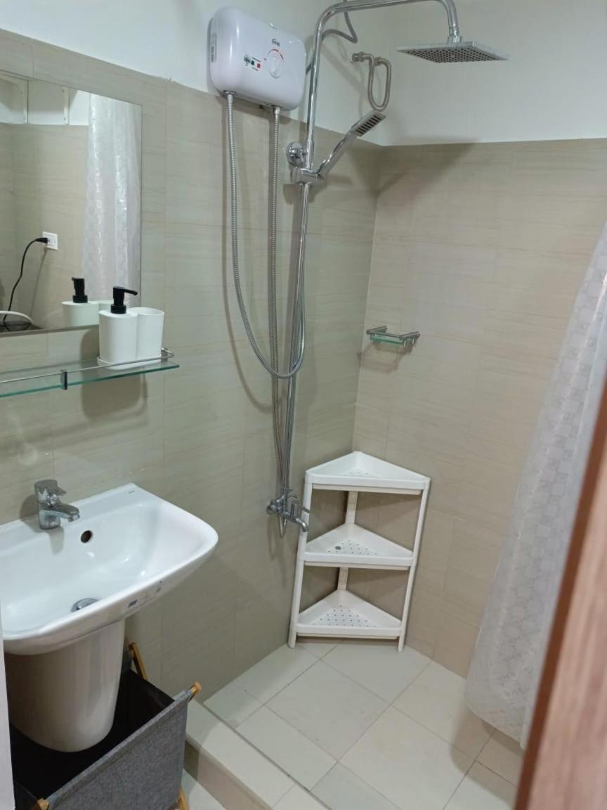 Shore 2 Residences High Speed Internet Walking Distance To Moa And Ikea Manila Exteriér fotografie